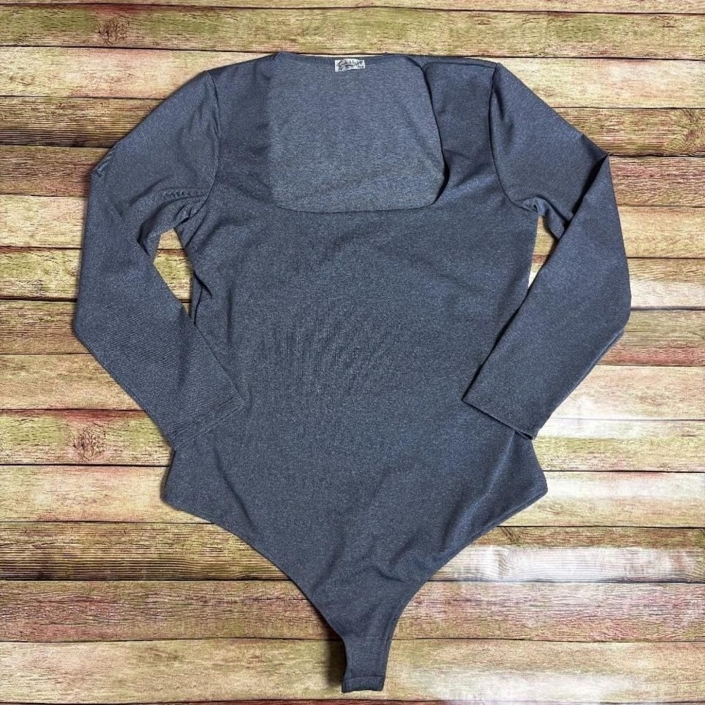 NWOT Intimately Free people gray long sleeve bodysuit. Sz Large. Item 456